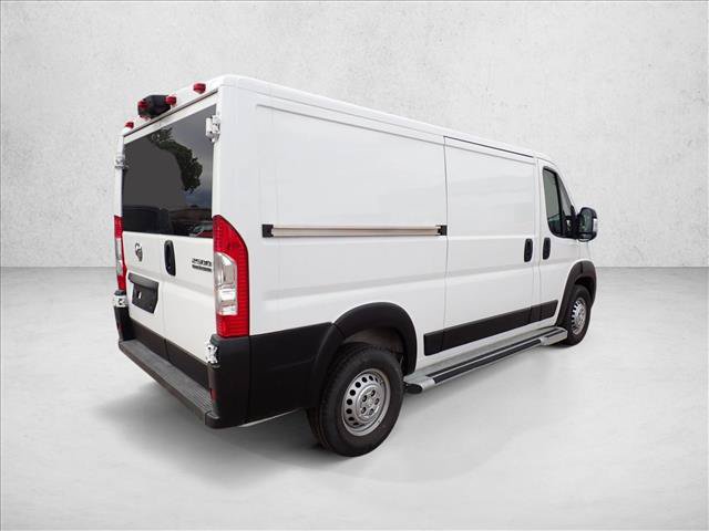 Used 2025 RAM ProMaster 2500 w/ U-Haul Equipment Group FWD image 4