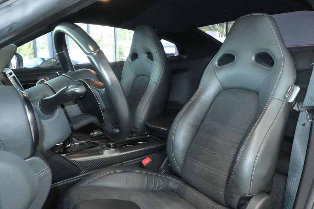 Used 2023 Nissan GT-R Premium w/ Floor Mat Package AWD/4WD image 24