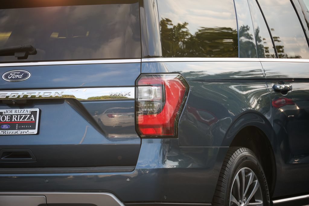 Used 2018 Ford Expedition Max Limited w/ Equipment Group 301A AWD/4WD image 26