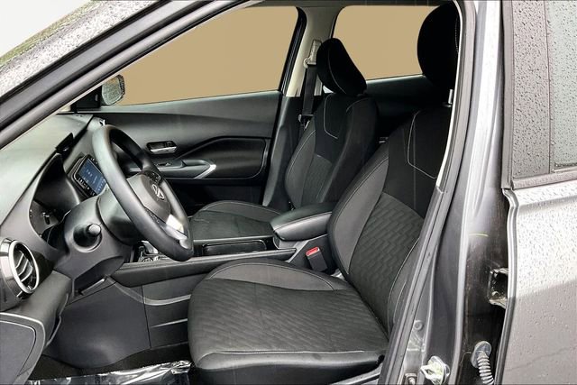 Used 2024 Nissan Kicks SV w/ Interior Electronics Package image 15
