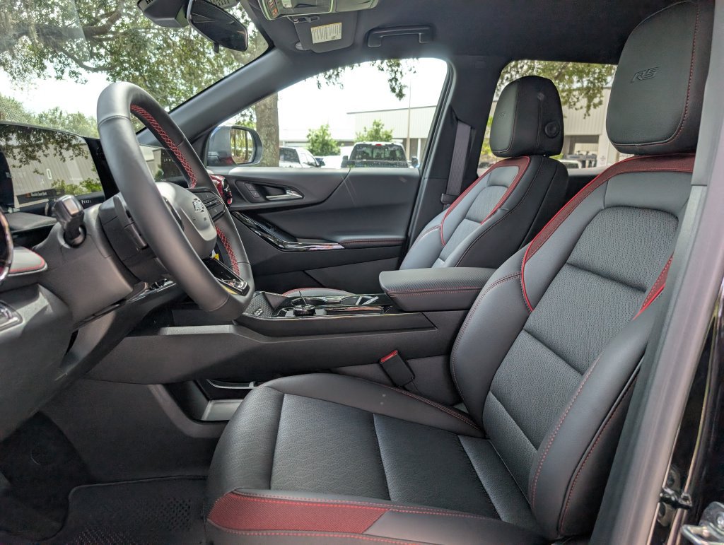 New 2027 Chevrolet Equinox RS FWD image 14