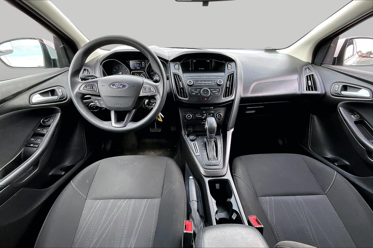 Used 2018 Ford Focus SE FWD image 13