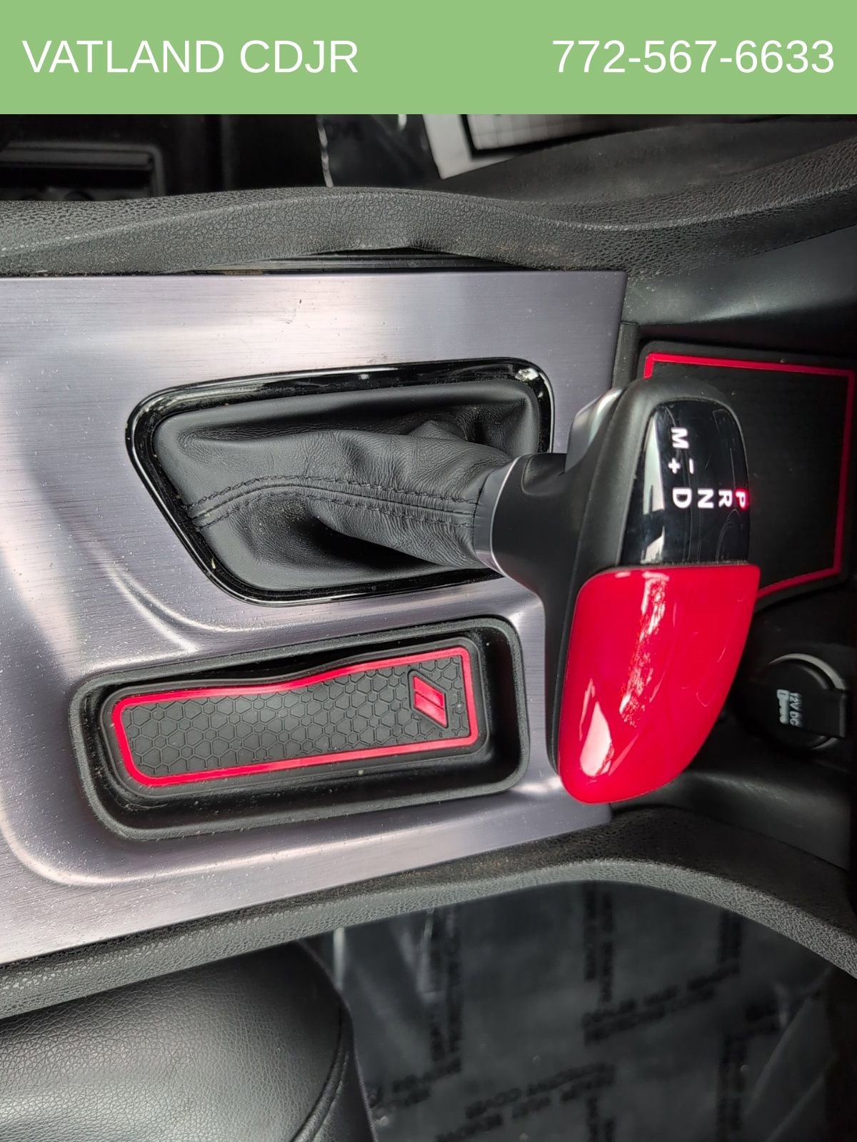 Used 2018 Dodge Charger SXT w/ Blacktop Package image 28