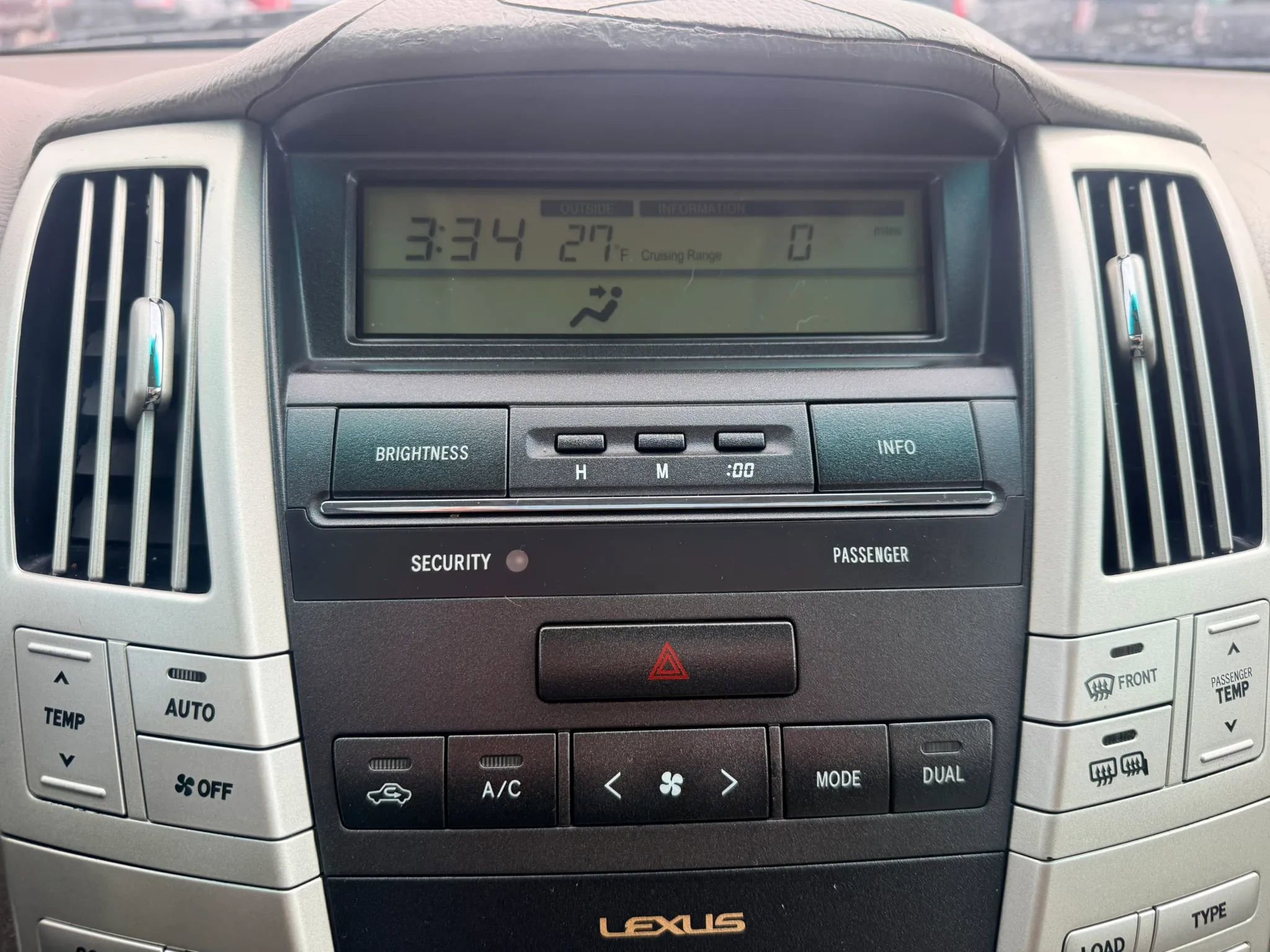 Used 2004 Lexus RX 330 AWD image 17