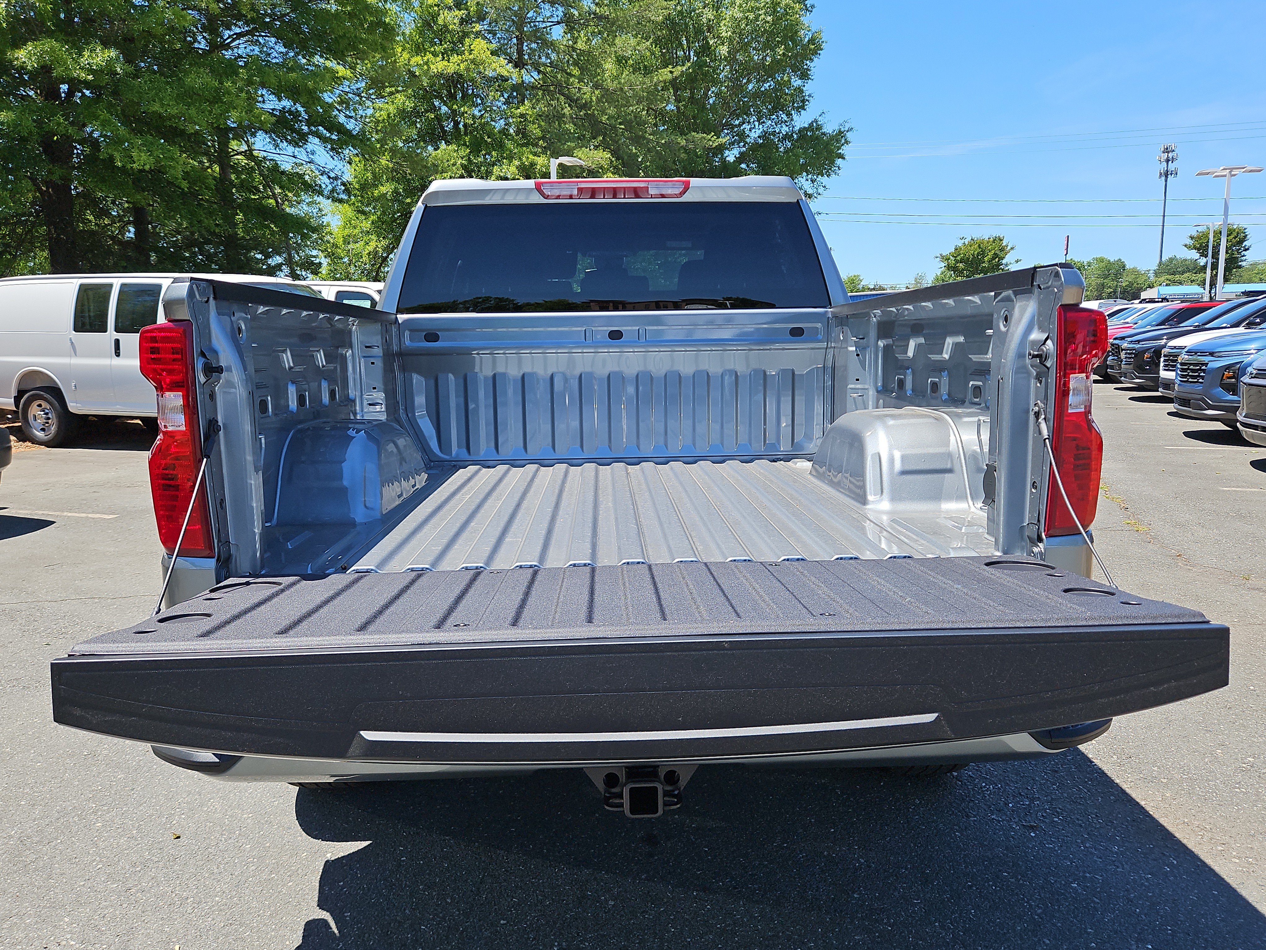 New 2026 Chevrolet Silverado 1500 Custom AWD/4WD image 6