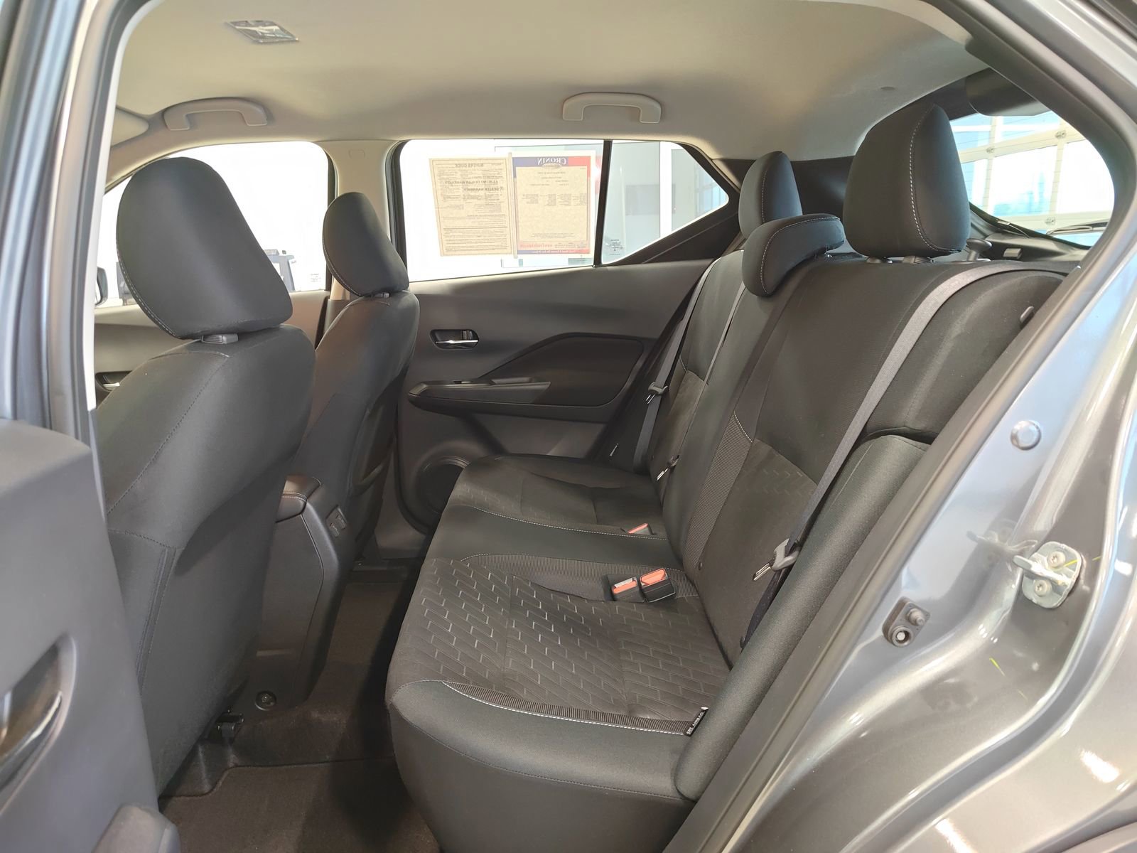 Used 2024 Nissan Kicks SV image 12