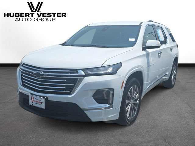 Used 2023 Chevrolet Traverse Premier FWD image 2