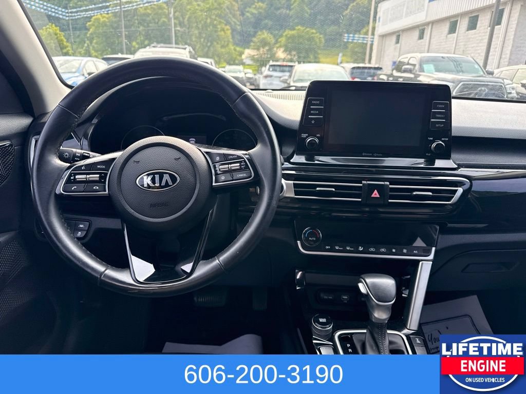 Used 2021 Kia Seltos EX AWD/4WD image 13