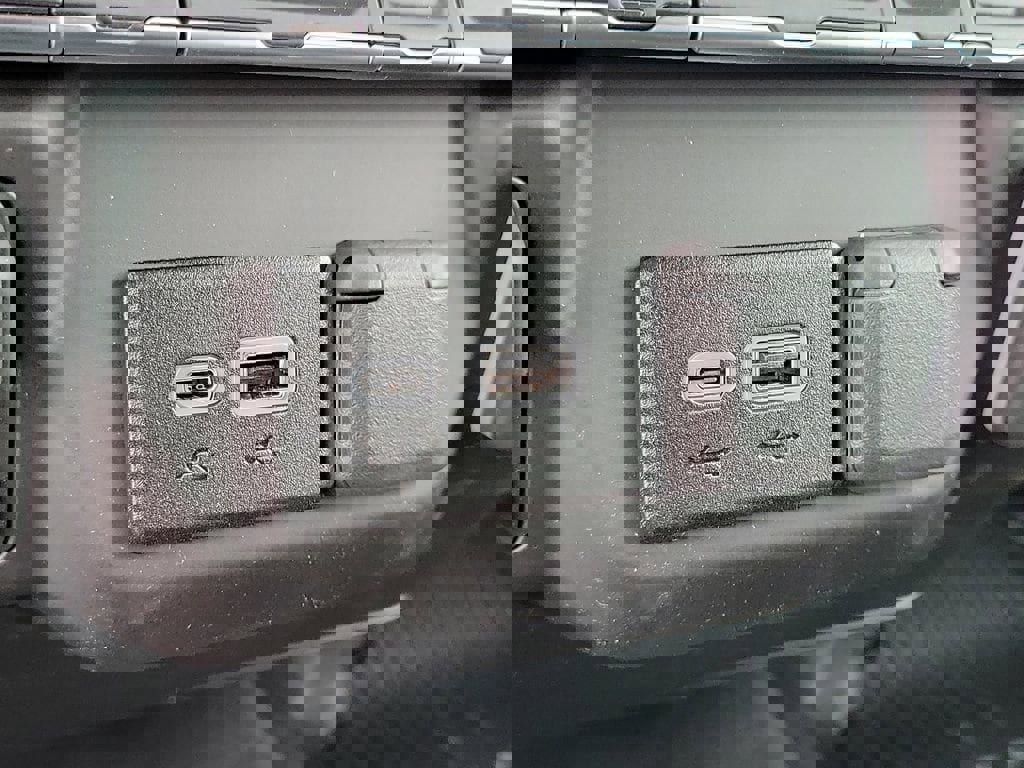 New 2026 Chevrolet Silverado 2500 W/T w/ WT Convenience Package image 8