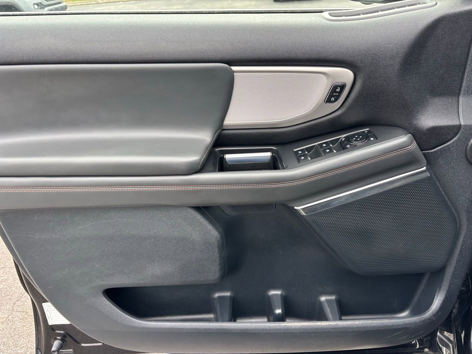 Used 2025 Ford Expedition Max Active image 15