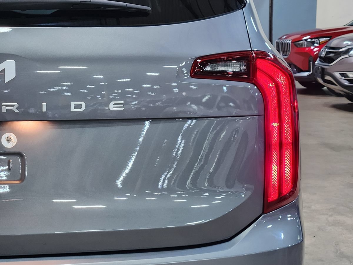 Used 2025 Kia Telluride S FWD image 22