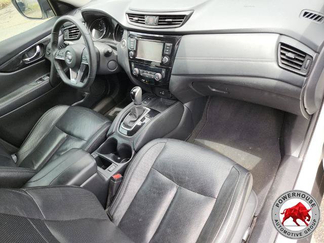 Used 2019 Nissan Rogue SL w/ Premium Package FWD image 16