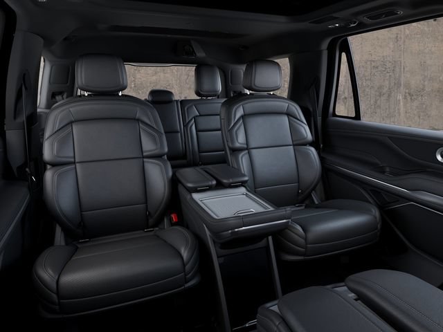 New 2027 Lincoln Navigator Reserve w/ Jet Appearance Package AWD/4WD image 12