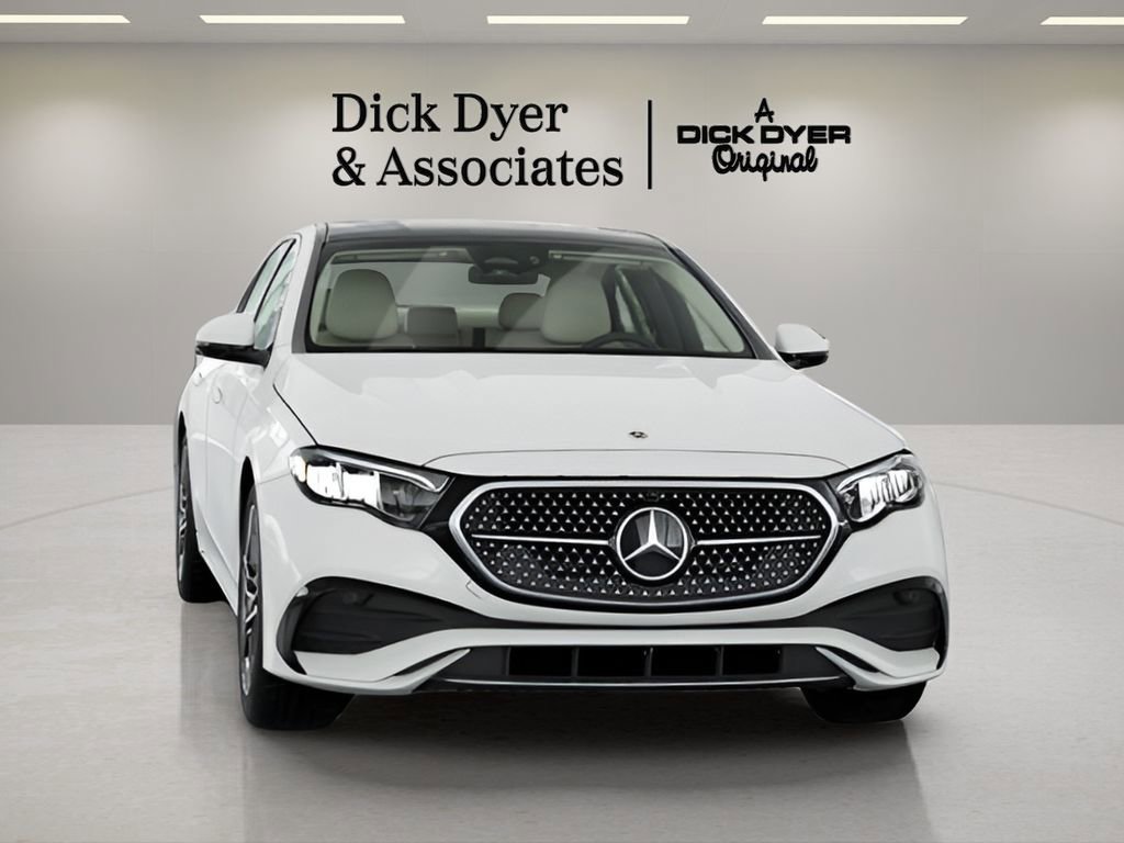 Used 2025 Mercedes-Benz E 350 Sedan image 16