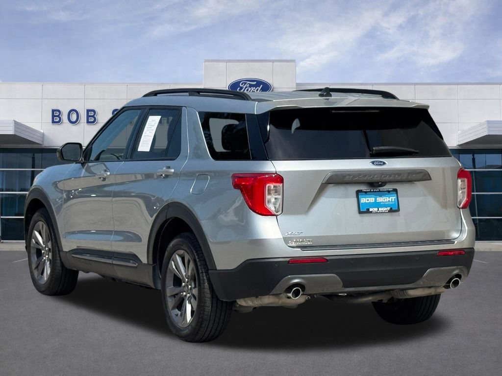 Used 2024 Ford Explorer XLT w/ Equipment Group 202A AWD/4WD image 40