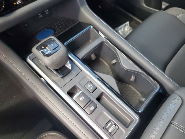 New 2026 Nissan Pathfinder SL FWD image 16