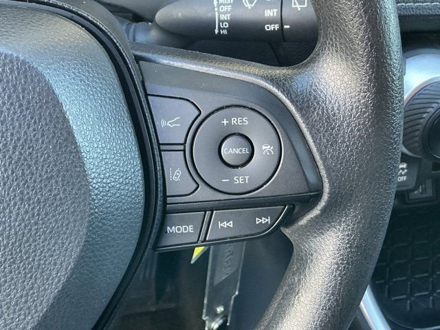 Used 2024 Toyota RAV4 LE image 27