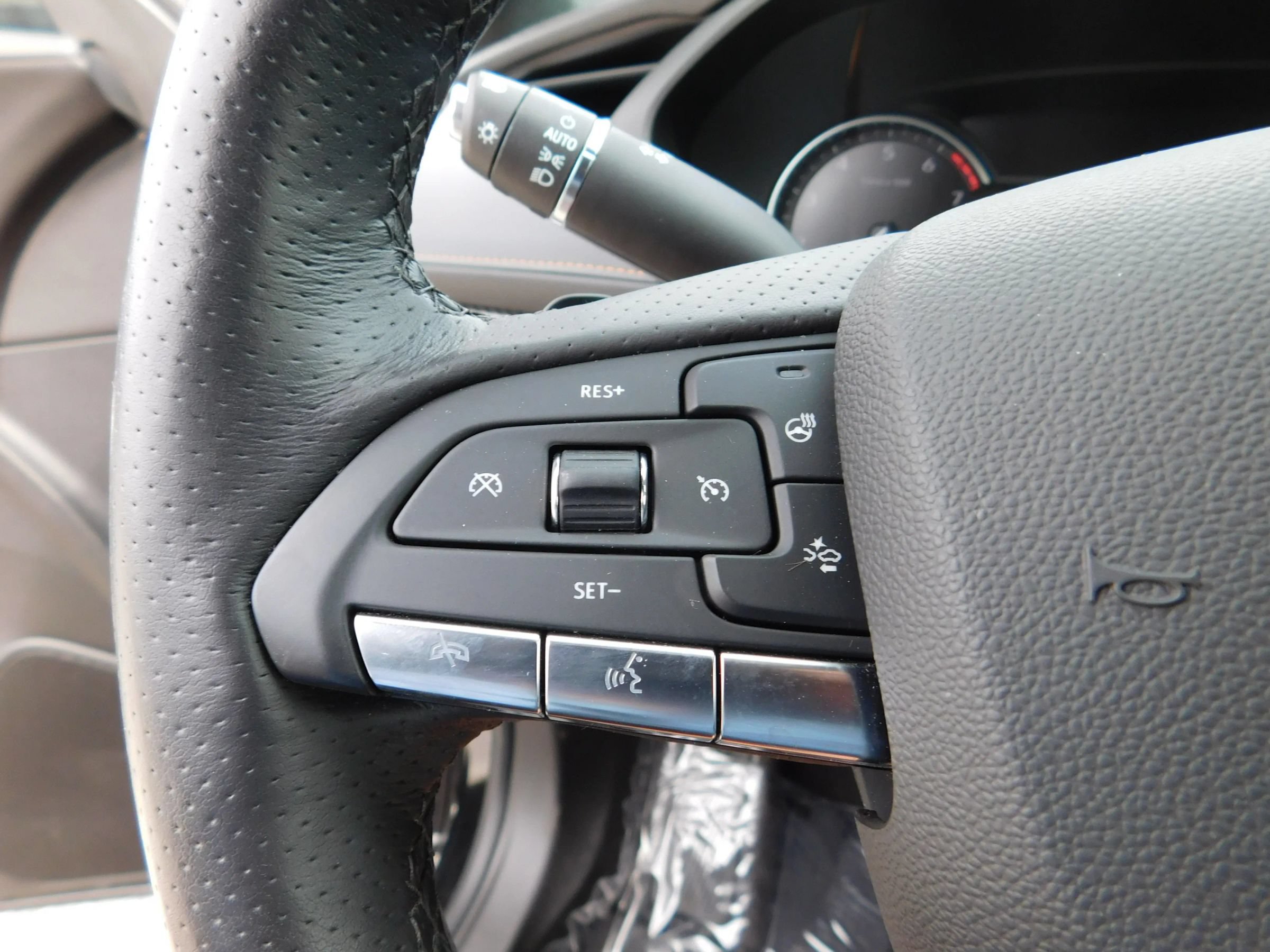 Used 2023 Cadillac XT4 Sport AWD/4WD image 24
