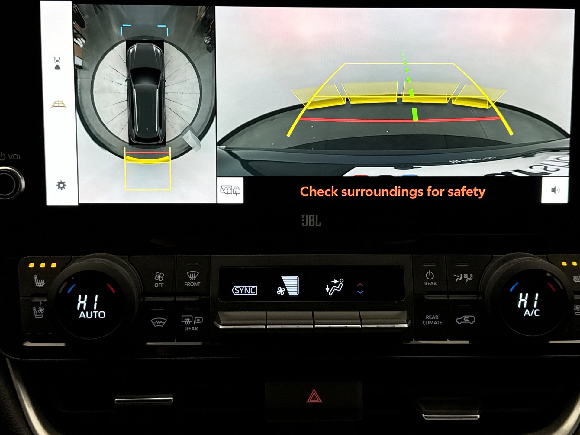 Used 2024 Toyota Grand Highlander AWD image 16