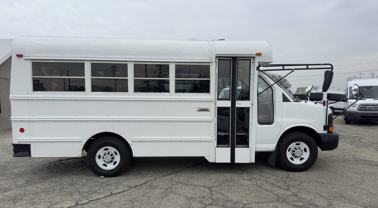 Used 2007 Chevrolet Express 3500 3500 2dr Commercial/Cutaway/Ch w/ School Bus Package image 9