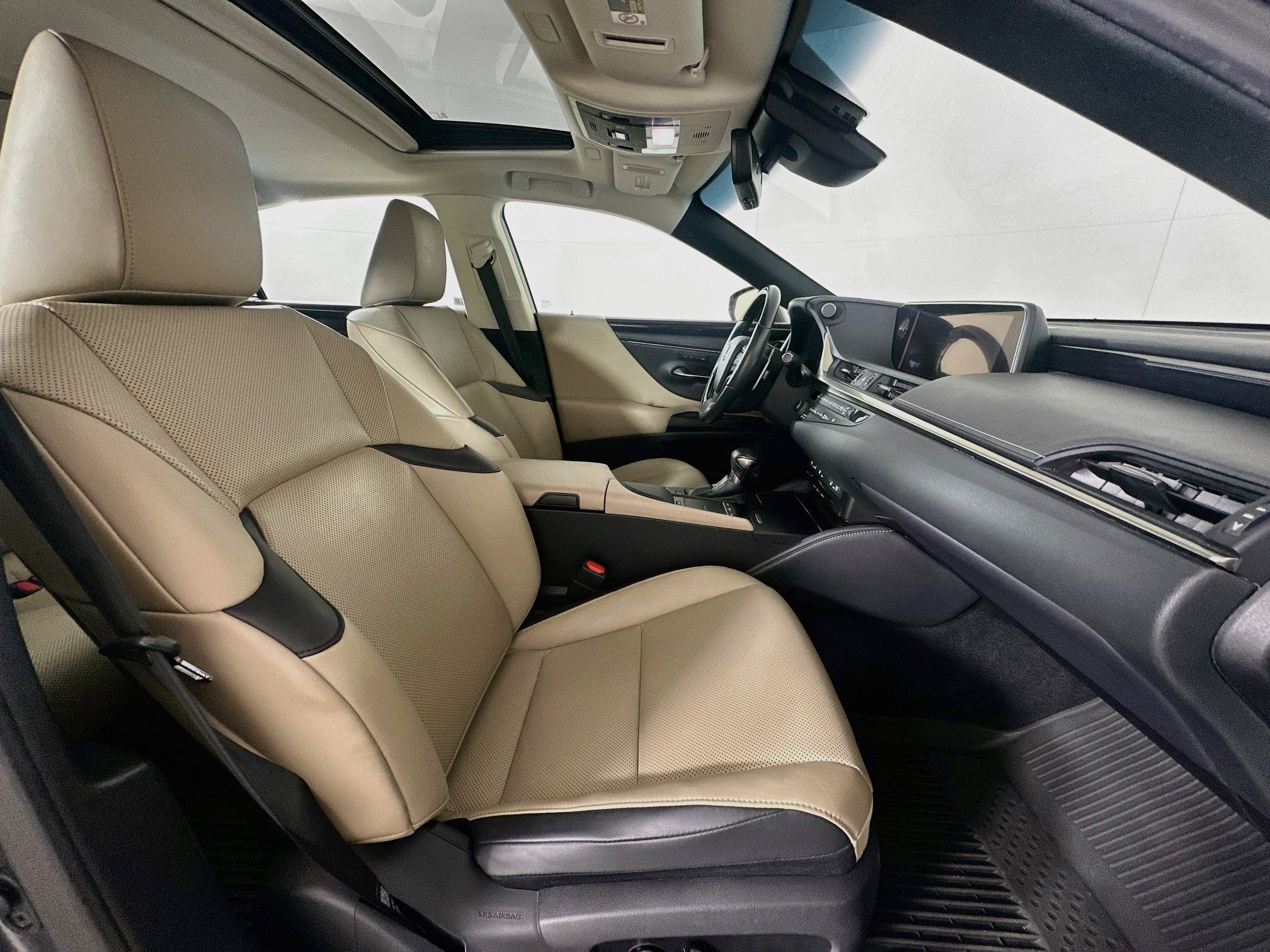 Used 2019 Lexus ES 350 w/ Premium Package FWD image 32
