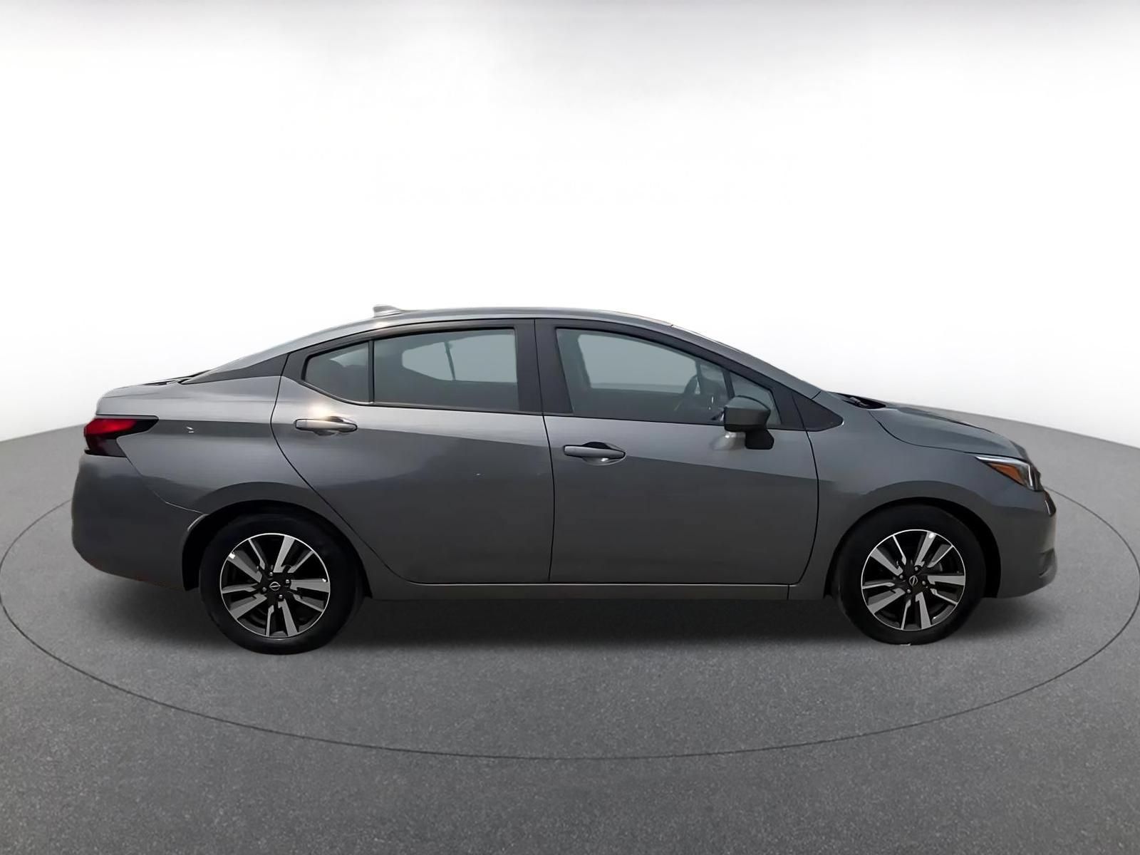 Used 2025 Nissan Versa SV FWD image 16