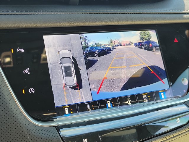 New 2026 Cadillac XT5 Sportv w/ LPO, Floor Liner Package AWD/4WD image 15