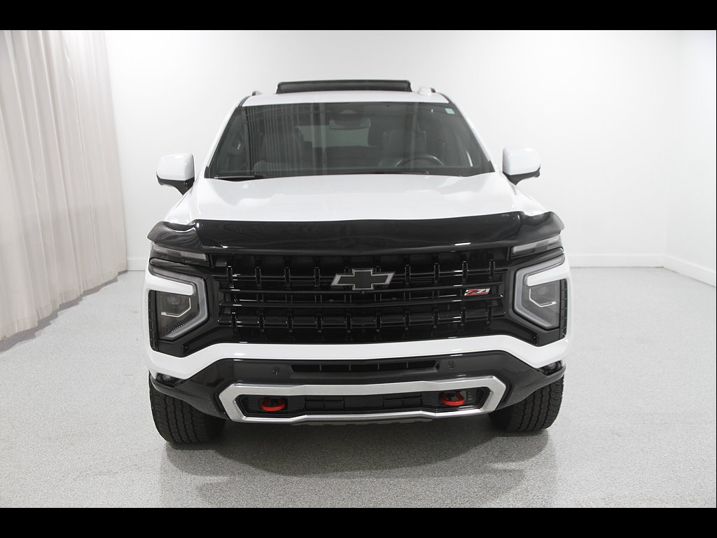 Certified 2026 Chevrolet Suburban Z71 w/ Z71 Off-Road Package AWD/4WD image 2