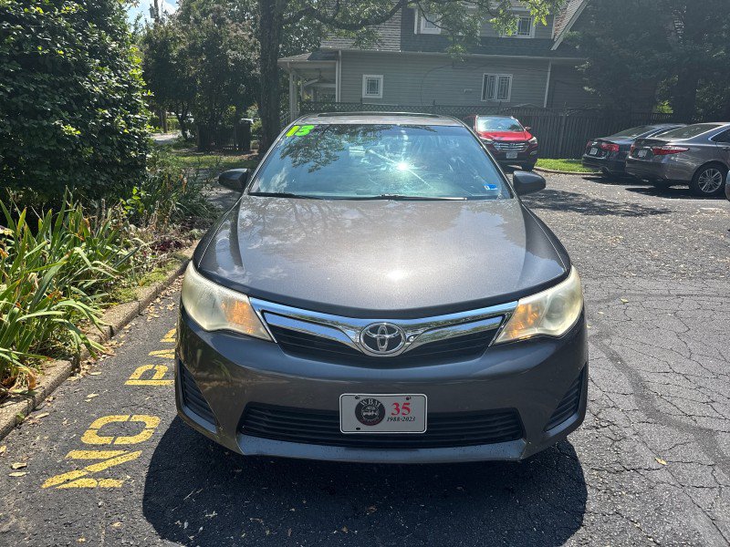 Used 2013 Toyota Camry LE FWD image 8