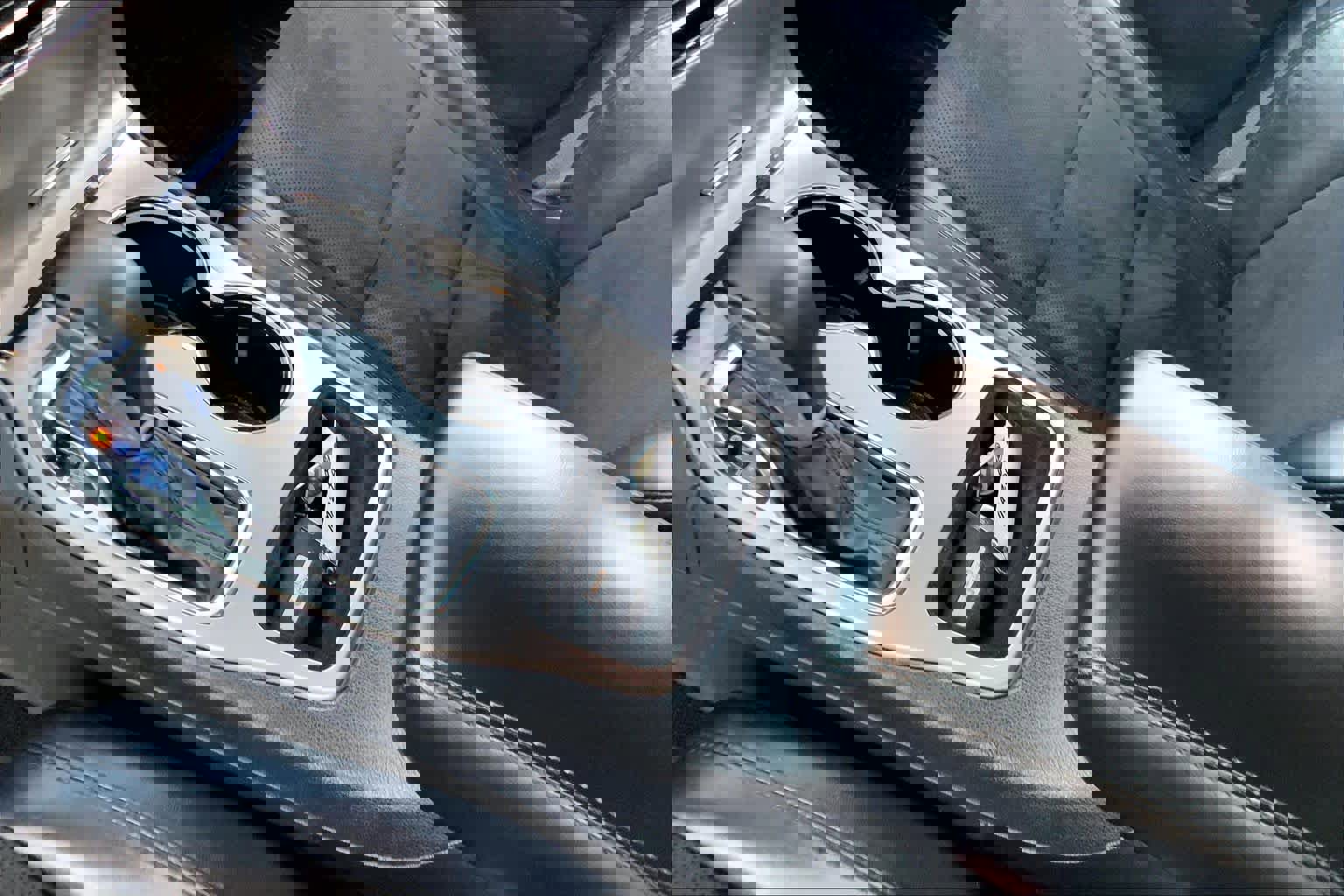 Used 2021 Jeep Grand Cherokee Laredo X image 15