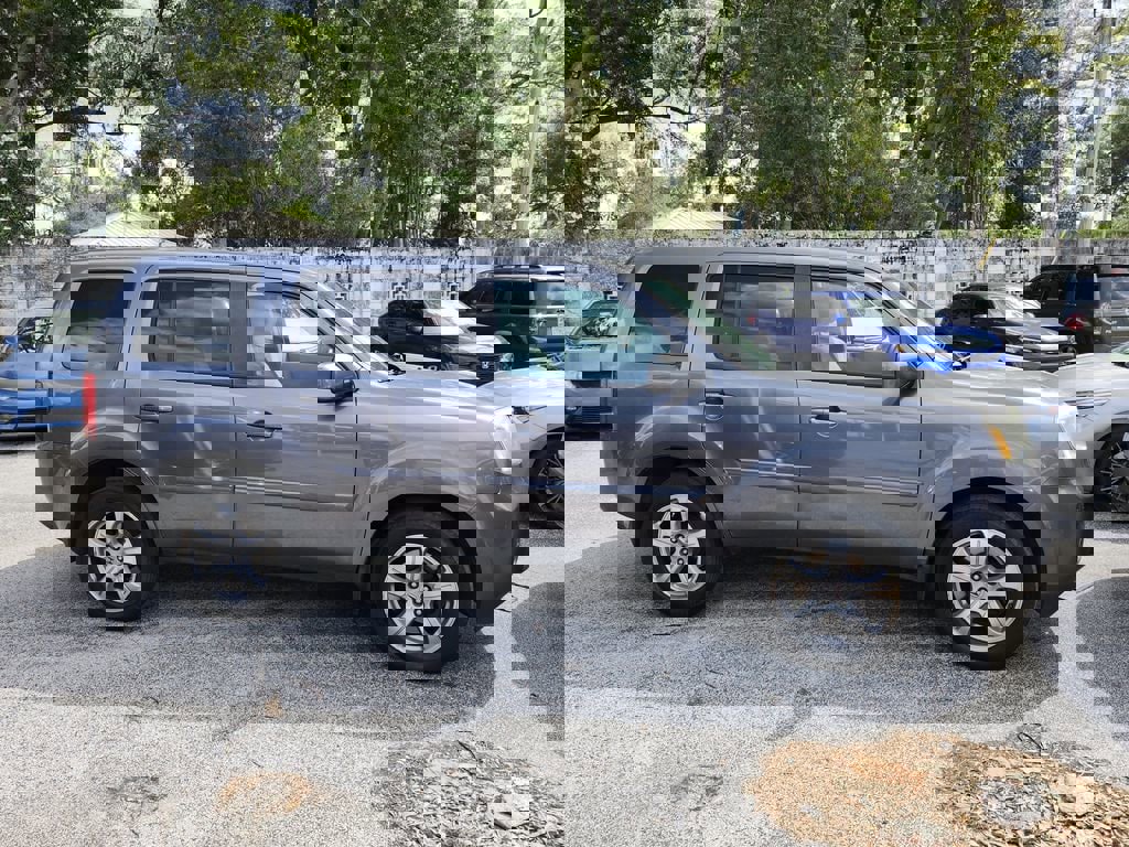 Used 2014 Honda Pilot EX image 2