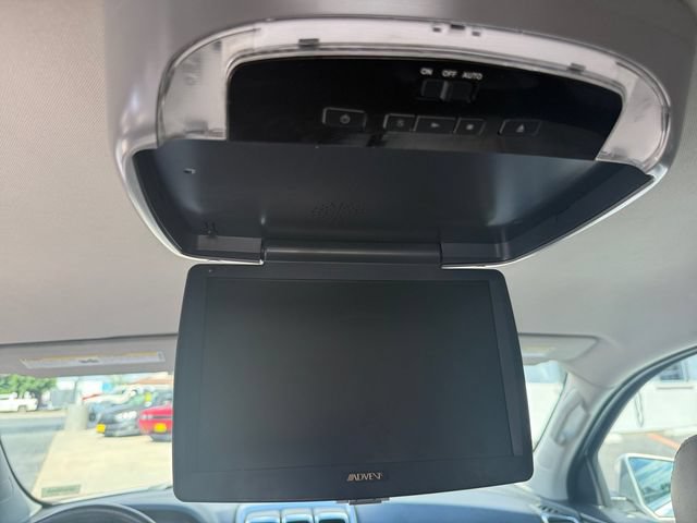 Used 2012 GMC Acadia SLT AWD/4WD image 26