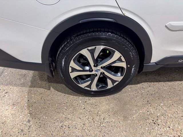 Used 2021 Subaru Outback Touring XT image 29