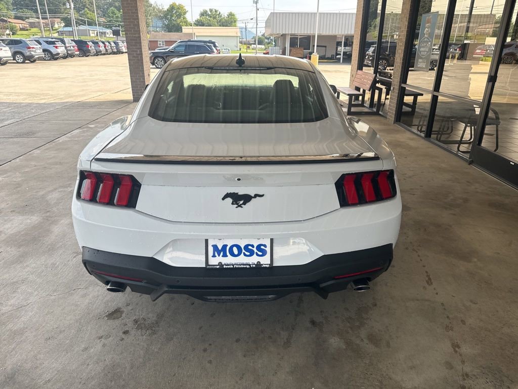 New 2025 Ford Mustang Coupe image 5