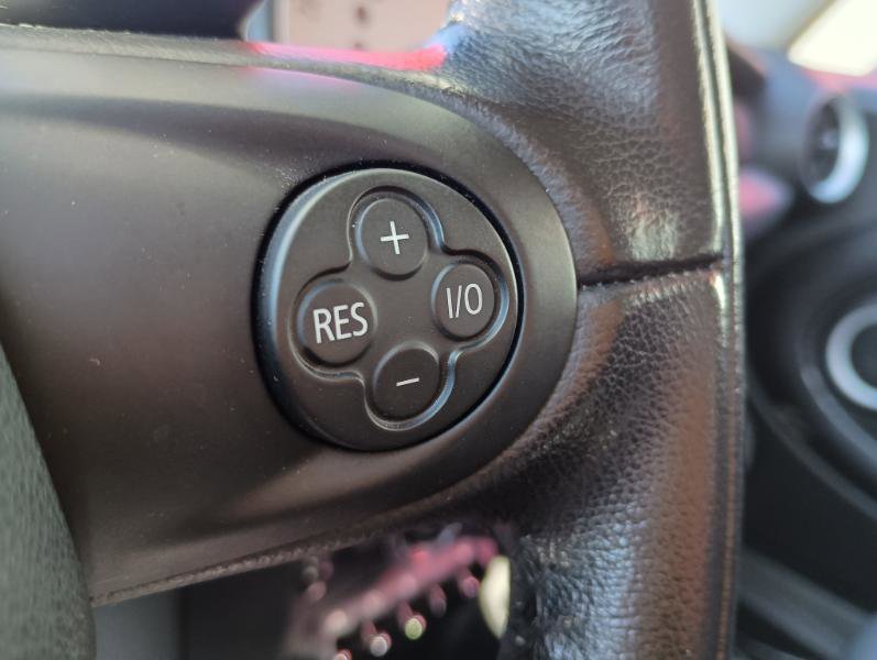 Used 2011 MINI Cooper S image 15