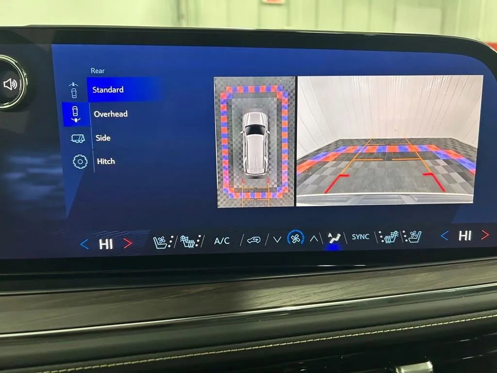 Used 2025 Chevrolet Tahoe Premier image 13