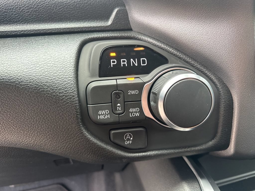 New 2026 RAM 1500 Express AWD/4WD image 28
