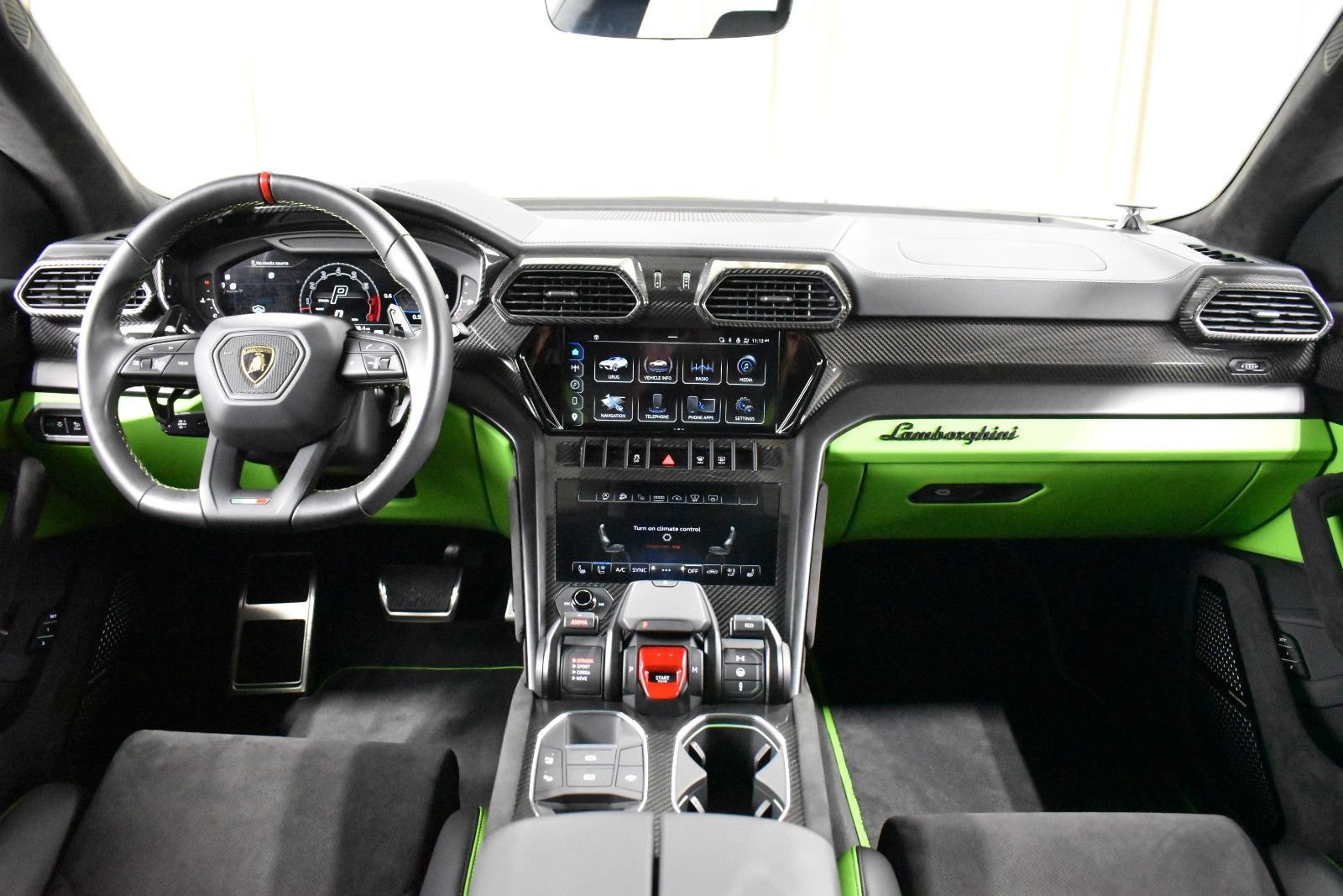 Used 2024 Lamborghini Urus S AWD/4WD image 11