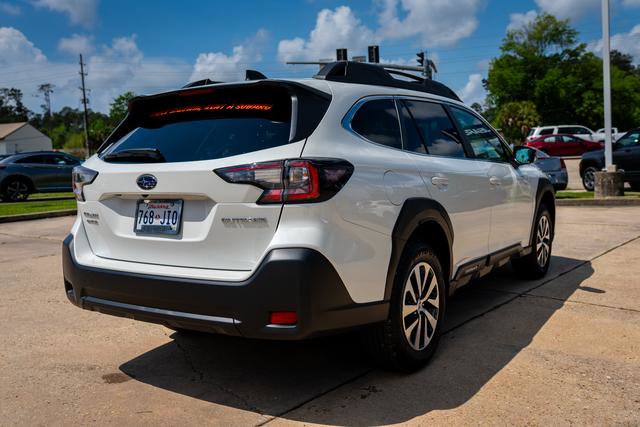 Certified 2025 Subaru Outback Premium AWD/4WD image 18