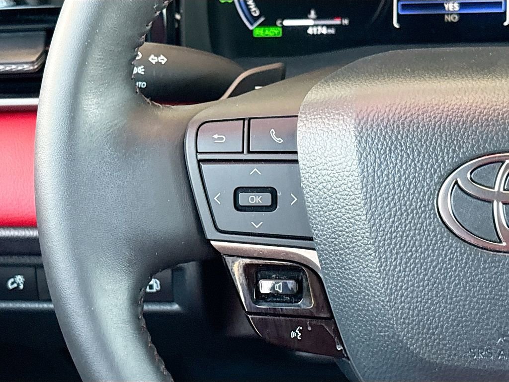 Used 2026 Toyota Camry XSE FWD image 11