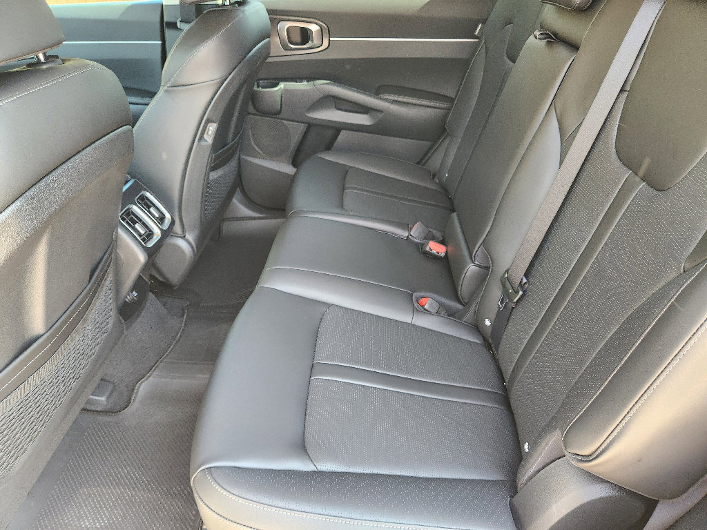 New 2026 Kia Sorento S image 19