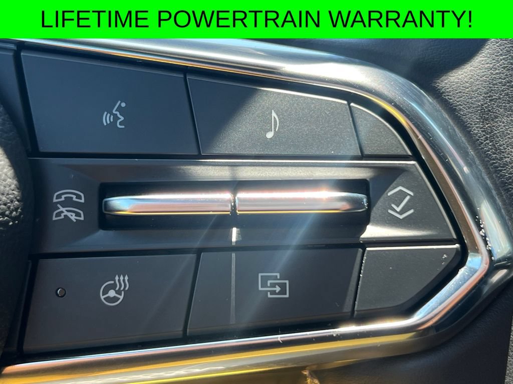 Used 2025 Chevrolet Traverse LT FWD image 6
