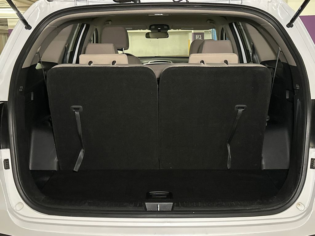 Used 2017 Kia Sorento LX image 6