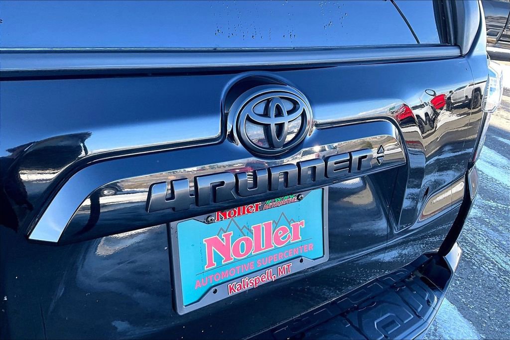 Used 2022 Toyota 4Runner SR5 Premium w/ Moonroof Package image 8