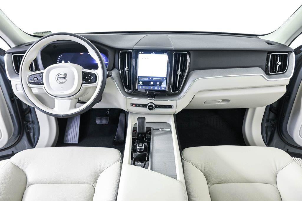 Certified 2024 Volvo XC60 T8 Plus w/ Protection Package Premier AWD/4WD image 19