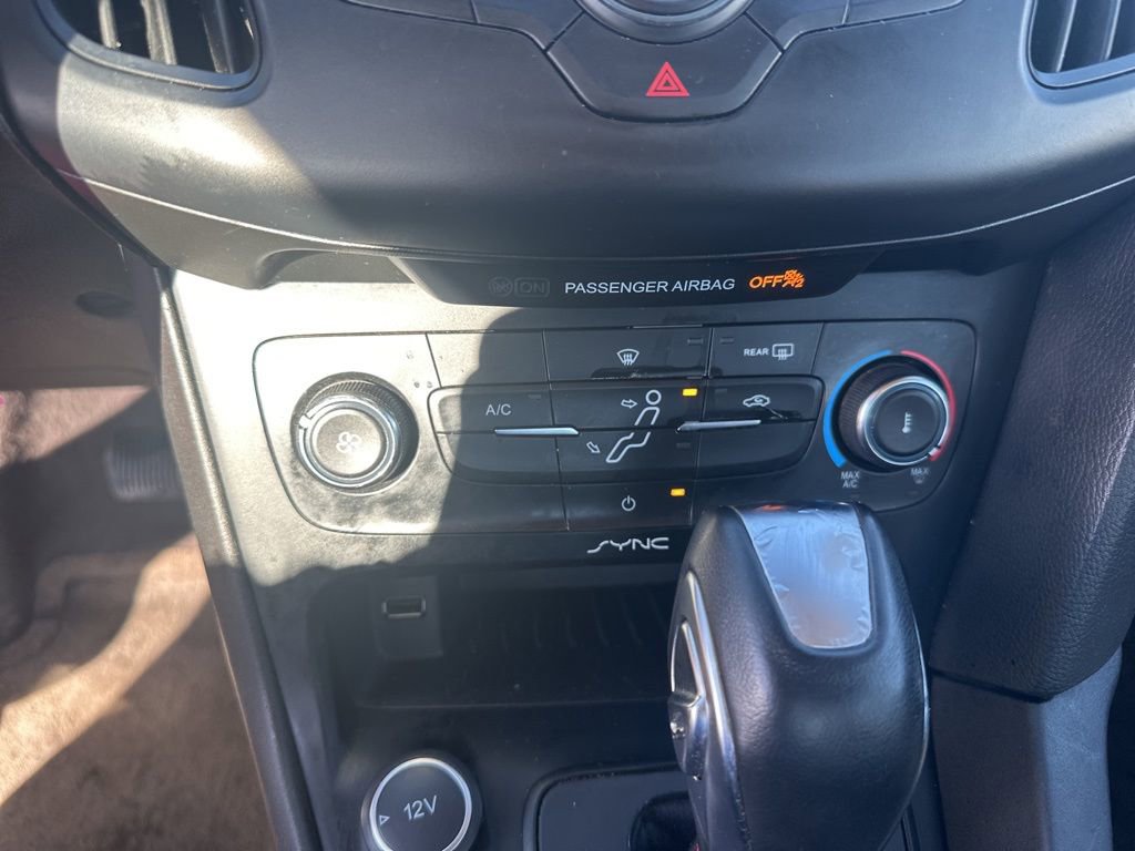 Used 2015 Ford Focus SE image 5