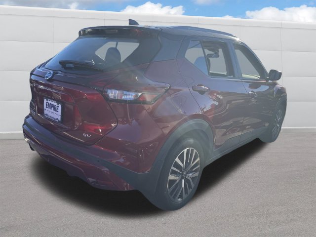 Used 2021 Nissan Kicks SV FWD image 9