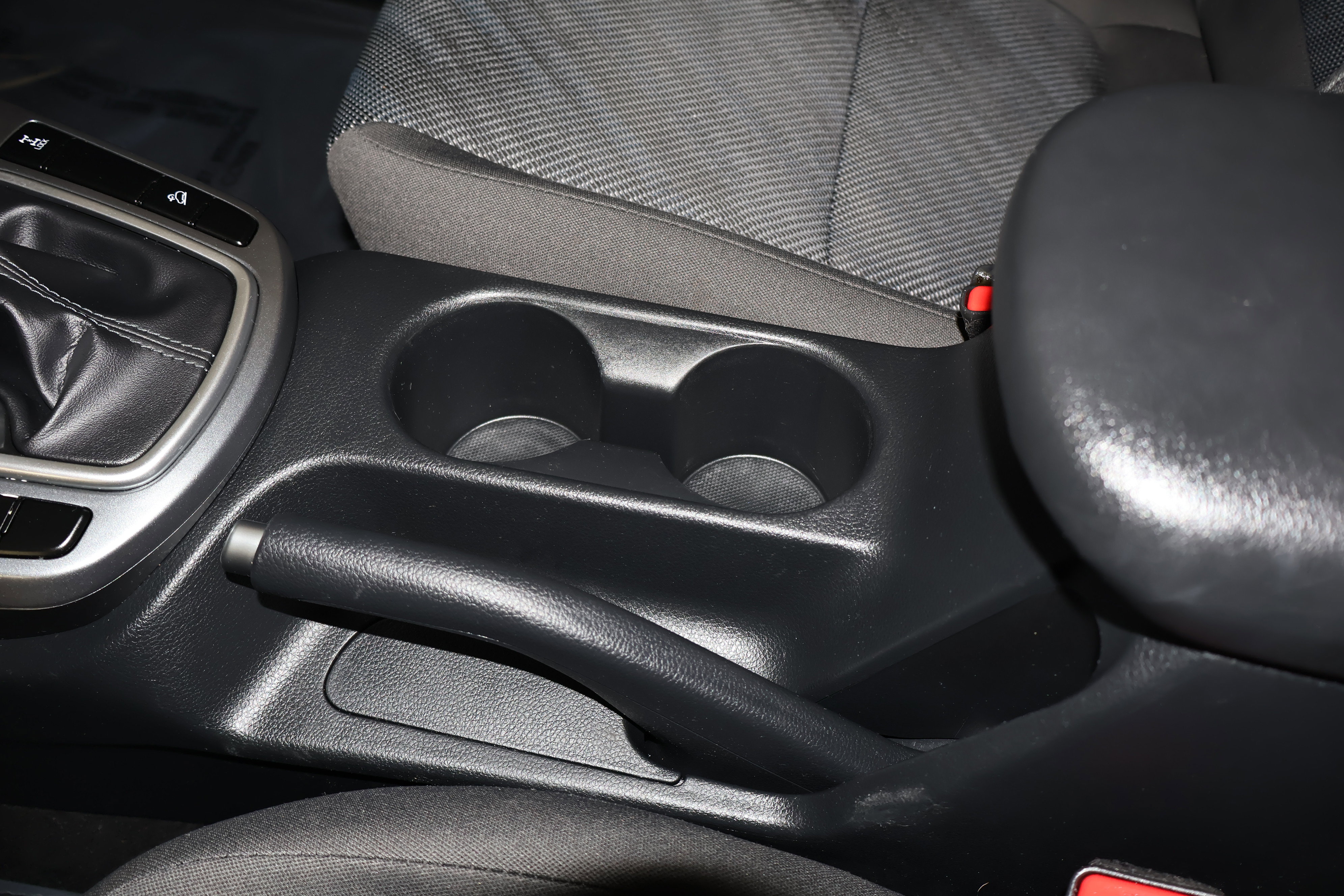 Used 2022 Kia Seltos LX image 32