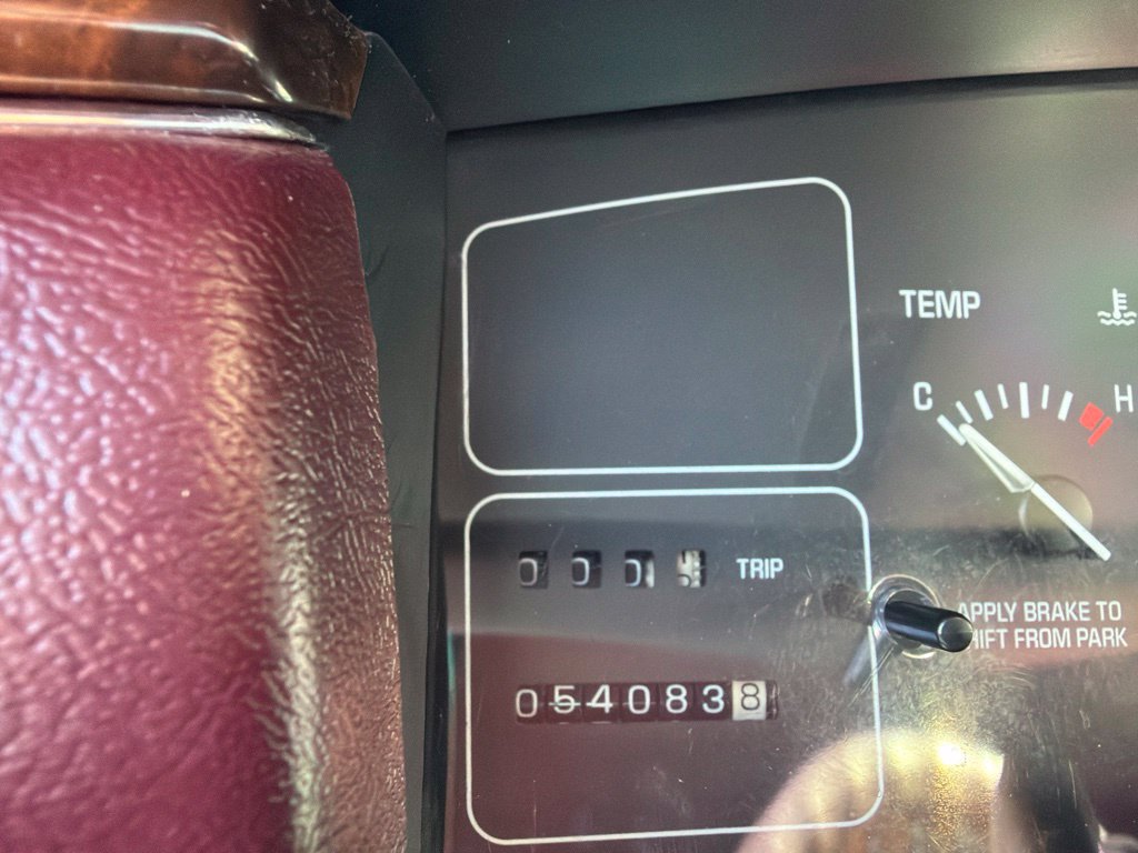 Used 1994 Buick Roadmaster Limited RWD image 6