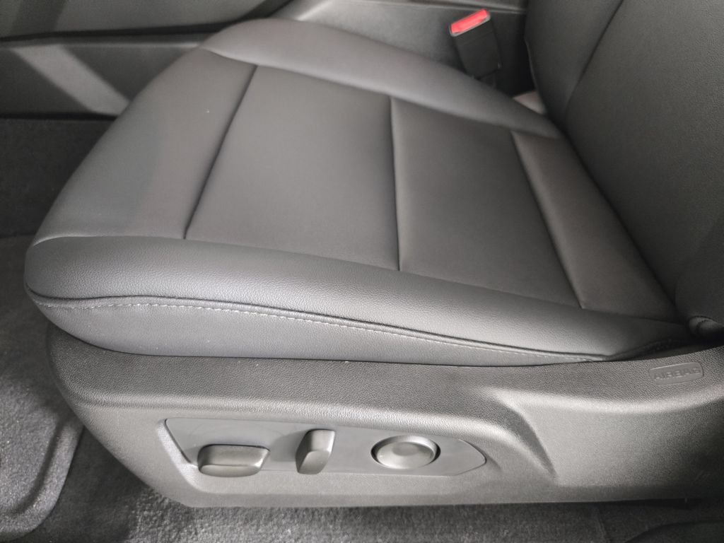 New 2026 Chevrolet Colorado Trail Boss AWD/4WD image 26